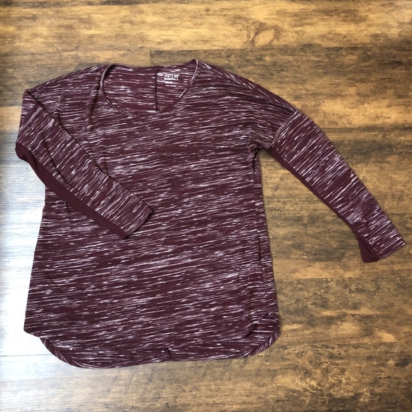Apt. 9 Tops - APT 9 Essentials tunic top women’s Size XL long sleeves Maroon White variegated